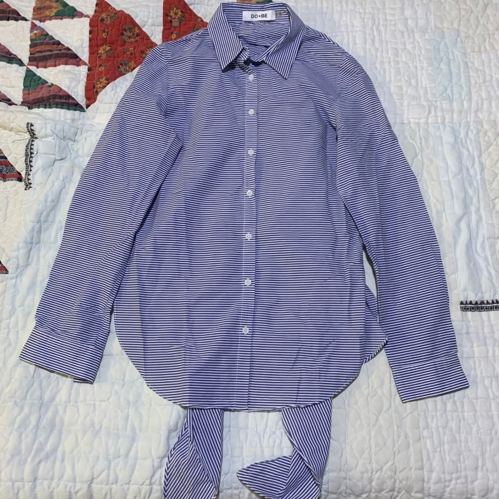 DO+BE Button Up Shirt Blue White Pinstripe Open Tie Back Long Sleeve